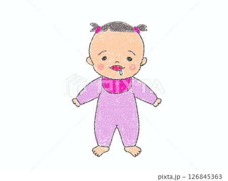 ベビー服を着た女の子の赤ちゃん 126845363