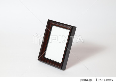 木目調の遺影写真用額縁 木目調の遺影写真用額縁 126853665