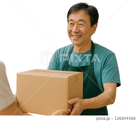 フードバンクで食材を届ける笑顔のおじさま 126854308