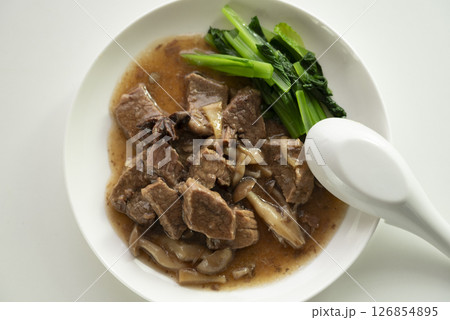 牛バラ肉煮込み 牛バラ肉煮込み 126854895