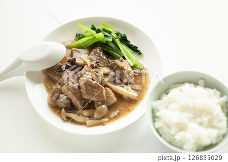 牛バラ見込み定食 126855029