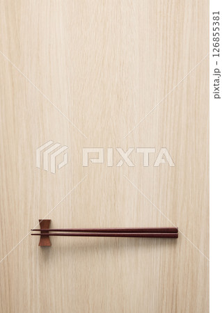 箸の和風イメージ 126855381