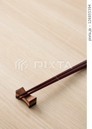 箸の和風イメージ 126855394