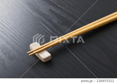 お箸の和風イメージ お箸の和風イメージ 126855522