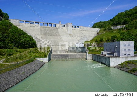 夕張シューパロダム・重力式コンクリートダム 夕張シューパロダム・重力式コンクリートダム 126857681