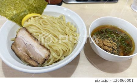 飲食店のメニュー（冷やしつけ麺） 126860001
