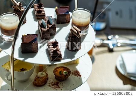 濃厚チョコスイーツのアフタヌーンティー 濃厚チョコスイーツのアフタヌーンティー 126862805