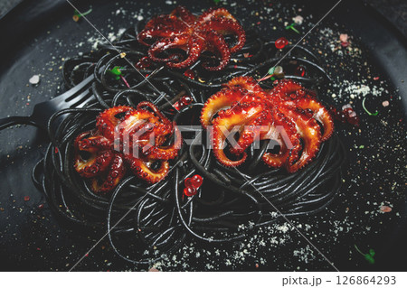 black spaghetti with baby octopuses, homemade, no people, black spaghetti with baby octopuses, homemade, no people, 126864293