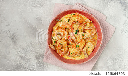 shrimp in creamy garlic sauce, with spices and herbs, 126864298