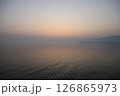 瀬戸内海、朝の静けさ-2 126865973