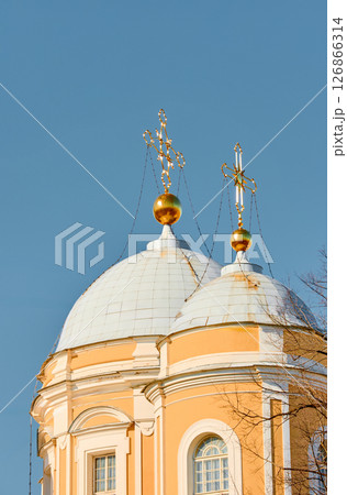 domes with golden crosses of the Prince Vladimir Cathedral on a sunny day 126866314