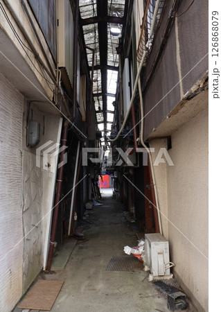 日本一シャッター率の高い柳ヶ瀬商店街の廃墟スナック店 日本一シャッター率の高い柳ヶ瀬商店街の廃墟スナック店 126868079