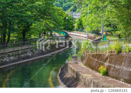 琵琶湖疏水　諸羽トンネル出口付近の風景　京都市 126868181
