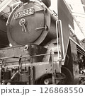 古い蒸気機関車 126868550