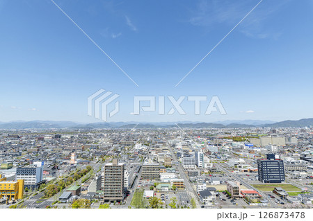 岐阜県岐阜市 快晴の岐阜市の街並み(岐阜県庁より北方面) 岐阜県岐阜市 快晴の岐阜市の街並み(岐阜県庁より北方面) 126873478