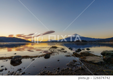 Sunset over Lake Kawaguchiko with Mount Fuji and Lenticular Clouds 126874742