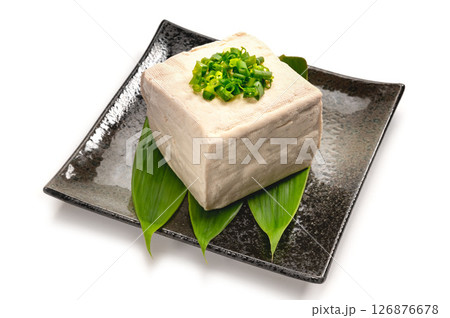 沖縄の伝統食品、島豆腐 沖縄の伝統食品、島豆腐 126876678