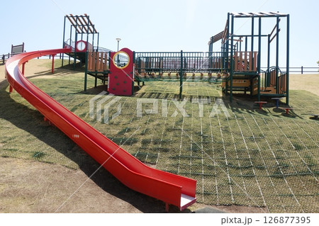 保田ヶ池公園_すべり台 126877395