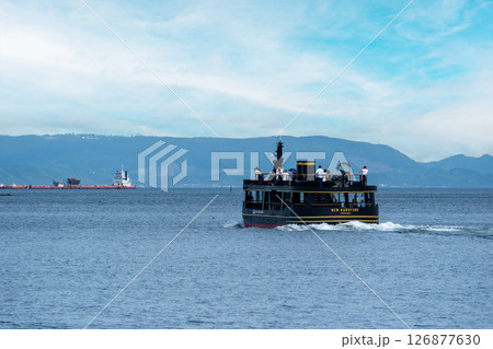猿島に向かうNEW KUROFUNE 126877630
