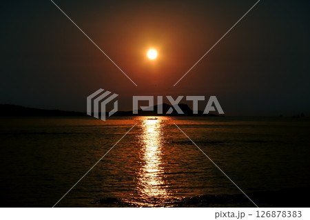 ＜五島の風景＞夜明けの富江キャンプ村＜五島の風景＞夜明けの富江キャンプ村 126878383