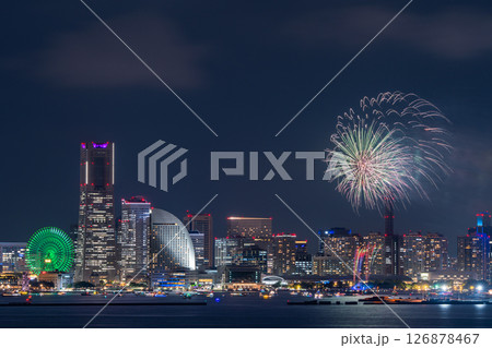 《神奈川県》横浜開港祭・打上花火 《神奈川県》横浜開港祭・打上花火 126878467