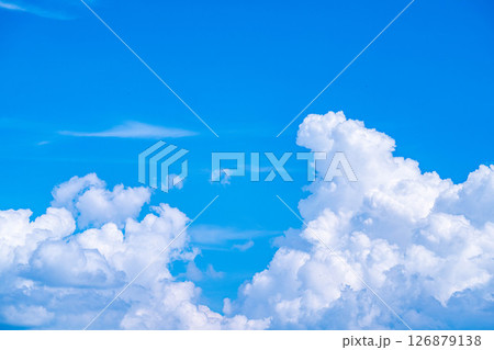 【夏素材】入道雲がわく夏空のイメージ素材【長野県】 126879138