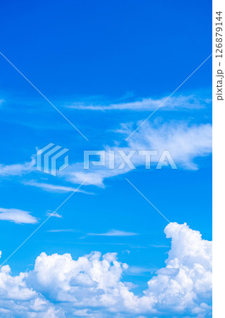 【夏素材】入道雲がわく夏空のイメージ素材【長野県】 126879144