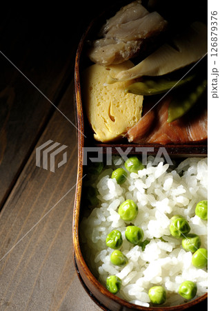 おかずたっぷり豆ご飯弁当 おかずたっぷり豆ご飯弁当 126879376