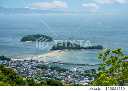東幡豆海岸のトンボロ干潟（愛知県西尾市東幡豆町） 126881210