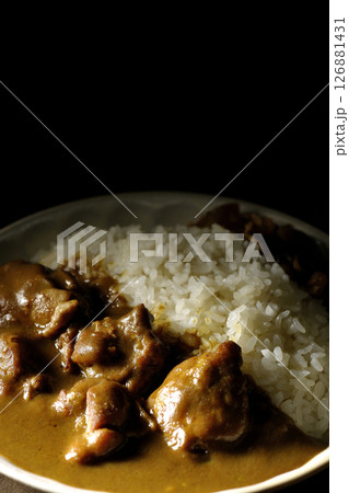 大きな鶏肉がゴロゴロと入っているチキンカレー 大きな鶏肉がゴロゴロと入っているチキンカレー 126881431