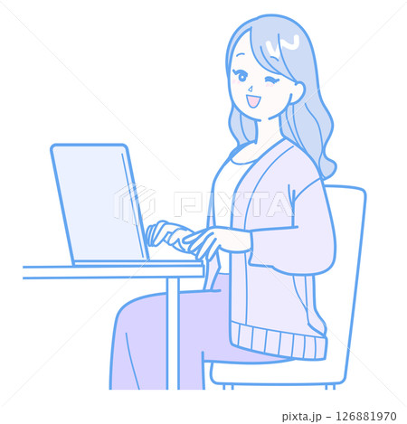 パソコン作業をしている女性 126881970