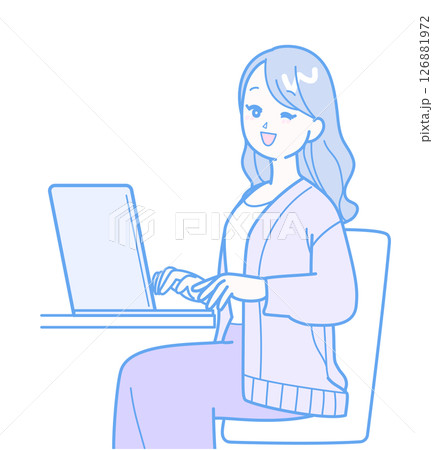 パソコン作業をしている女性 126881972