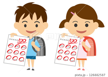テストで満点のテストをとった小学生の男の子と女の子 126882587