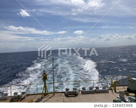 船から見た海 船から見た海 126885908