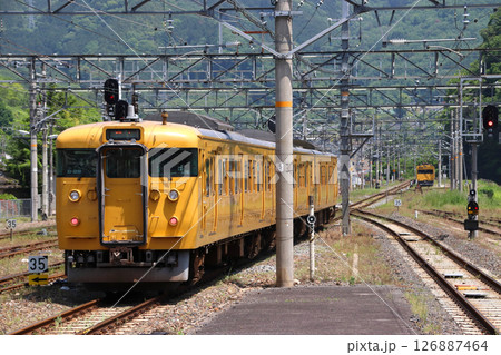 ［JR-V］伯備線115系電車（岡山⇔新見） 126887464