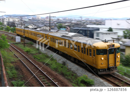 ［JR-V］赤穂線／伯備線115系電車（播州赤穂発総社行） 126887856