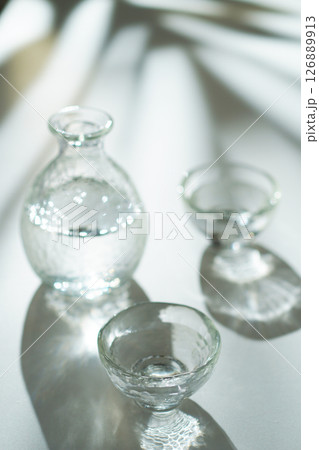夏の日本酒 126889913