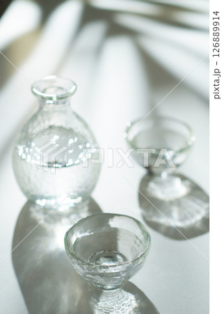 夏の日本酒 126889914