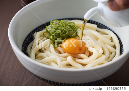 釜玉うどん 126890556