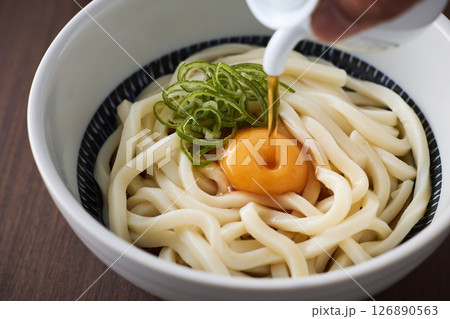 釜玉うどん 126890563