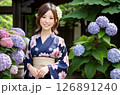 浴衣の女性　紫陽花の背景「AI生成画像」 126891240