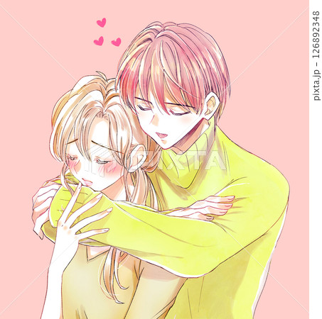 バックハグする男性と赤面する女性　年の差 126892348