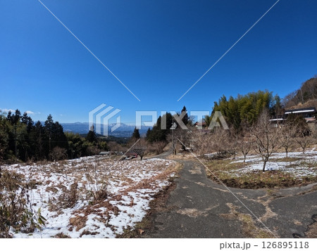 長野県飯田市上久堅 雪景色 長野県飯田市上久堅 雪景色 126895118