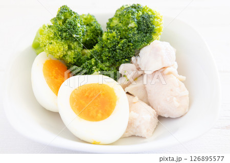 おいしいブロッコリー鶏むね肉ゆで卵 126895577