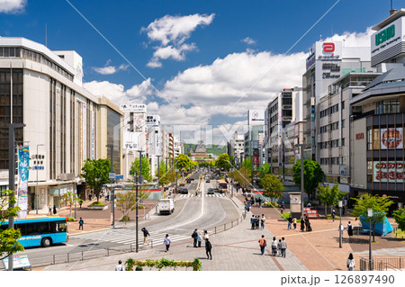 《兵庫県》姫路城のある町並み 126897490
