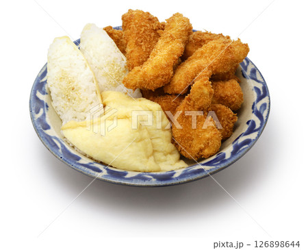 沖縄名物・いなりとチキン 126898644