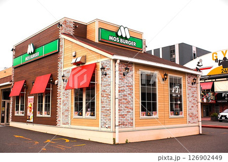 人気の食品チェーン店 126902449