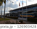 曇り空の山口宇部空港 126903428
