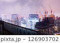 夜の大阪市内 126903702