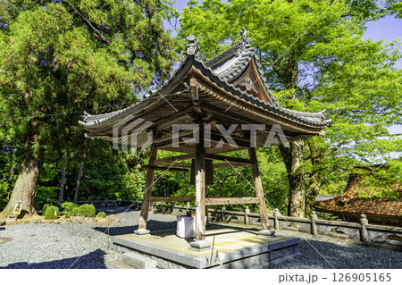 四国八十八箇所43番　明石寺　鐘楼　愛媛県西予市 126905165